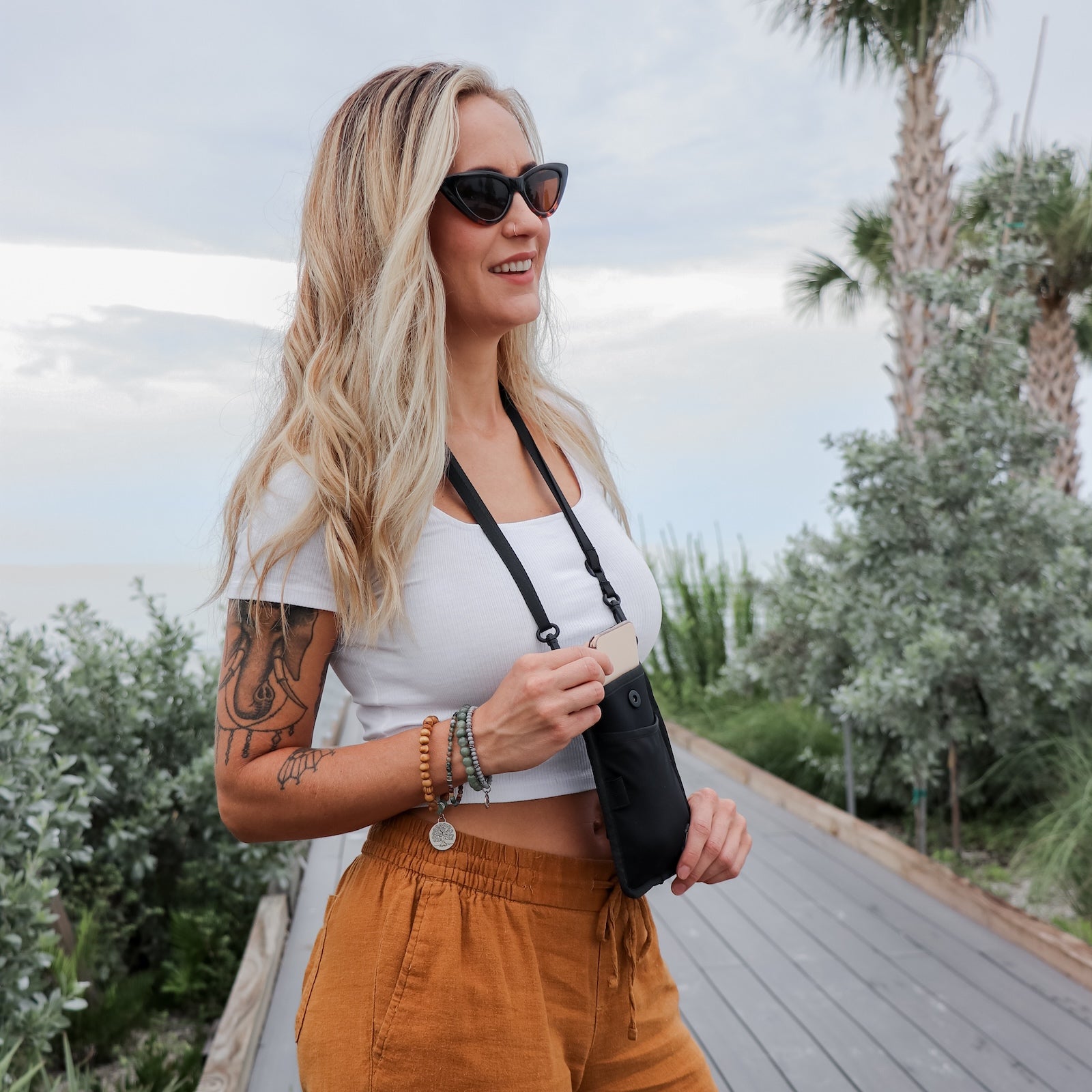 Cell Phone EMF Protection + Radiation Blocking Pouch – DefenderShield